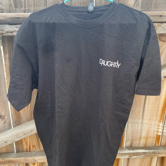Daughtry rock band men’s XL band T-shirt unique design - Picture 2 of 5